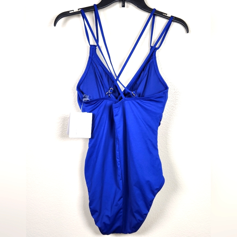 LA BLANCA Island Goddess Surplice Mio One-Piece Swimsuit - Picture 4 of 7